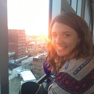 Meet your Posher, Emma